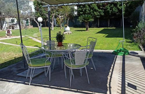 Itea's Garden House - Photo 4