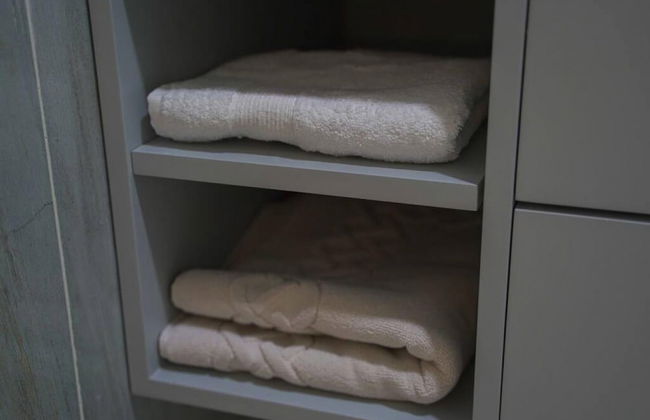 Exclusive Spacious 2 1 Apartment 2 Bathrooms - Core Living - Photo 26