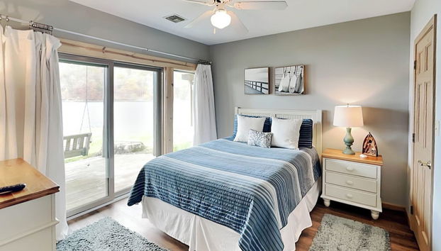 At Lake's Edge by Taylor Made Deep Creek - Foto 2, Servicios del alojamiento