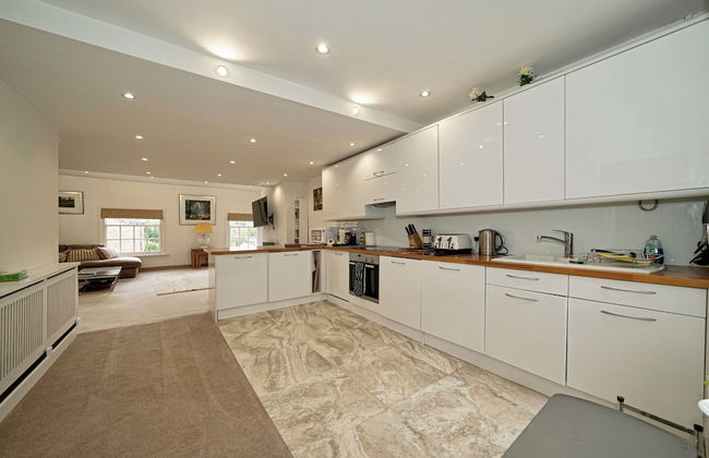 Serviced Apartments Macclesfield - Photo 15