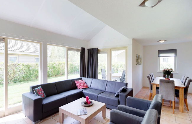 Spacious House in Netherlands for 8 Guests - Photo 5