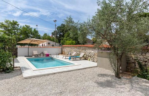 Gorgeous Home In Porec With Wifi - Photo 4