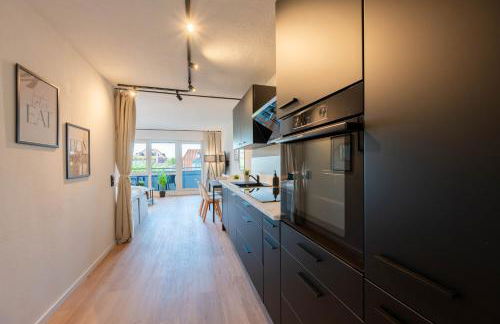 Malu Rooms - im Zentrum, Kostenloser Parkplatz, Klima, Balkon, Netflix, 24h Checkin - Photo 9