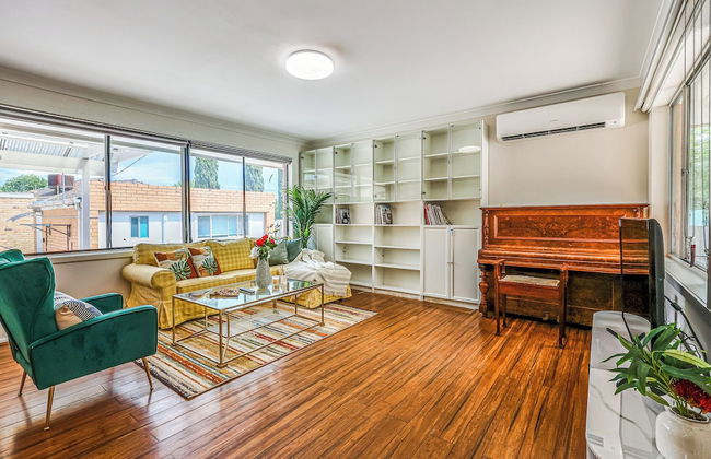 StayAU Serene 3BR Haven for Families - Photo 41