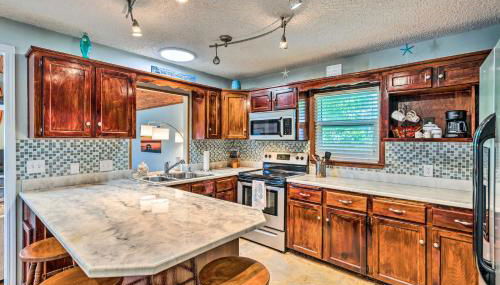 Serene Pensacola Vacation Rental with Gas Grill - Foto 5