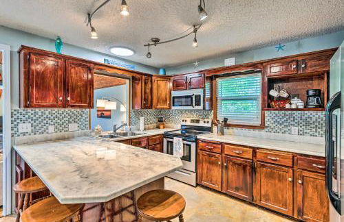 Serene Pensacola Vacation Rental with Gas Grill - Foto 5