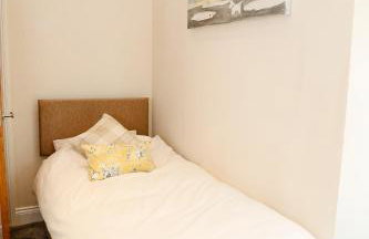 Beautiful cozy 3 bedroom 2 bathroom apartment - Foto 20