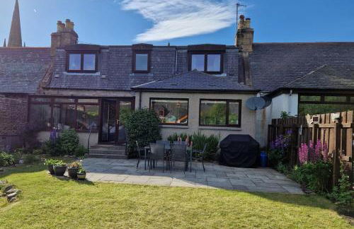 Spacious cosy welcoming cottage - Foto 1