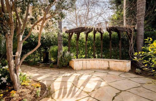 Sherman Oaks Home w Pool, Spa and Outdoor Kitchen - Foto 60