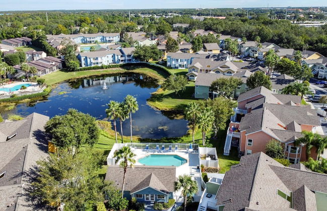 Lovely 3 bed Condo Near Disney Quiet Community - Photo 40