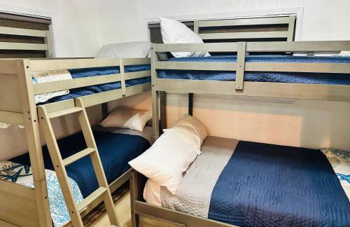 Beachside Get-A-Way - Walk to the Beach - 3 Bedroom 2 Bath - Foto 19