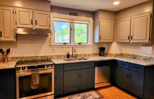 Backyard Bliss in the White Mountains - Foto 9