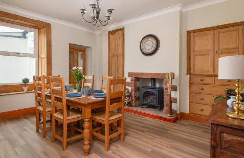 Spacious 4-Bed Home Families & Professionals - Foto 4