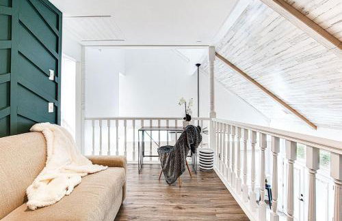 Scandi Chic-mins to KSU, Sleeps 5, wKing, pet friendly - Foto 37