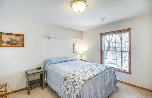 Pelican Rapids Lake House with Water Views and Dock! - Foto 29