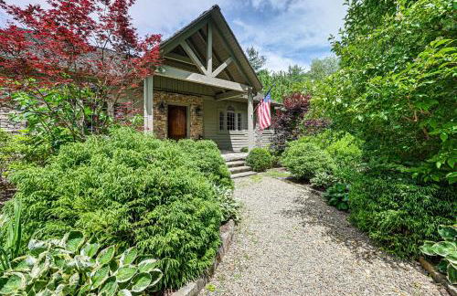 Hot Tub and Water Views Lake Glenville Home! - Foto 44