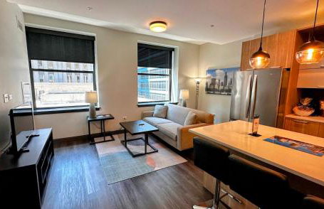 Millennium on Lasalle - Photo 2