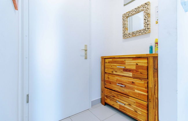 Ocean View 2 bed apartment - Photo 3