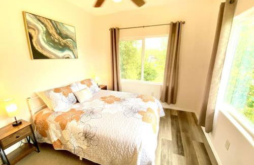 THE HONOMU HOUSE - Gorgeous, Spacious 4Bd2Ba Home near Waterfalls and Hilo, Sleeps 12! - Foto 3