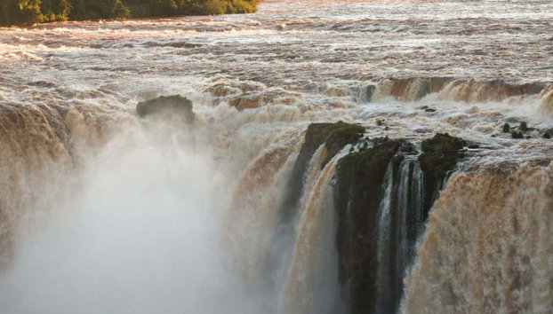 Saltos del Monday, Parque Aventura e Hito de las Tres Fronteras - Foto 5, Panorámica de los Saltos del Monday