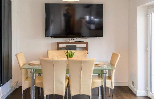 House - Sleeps 10 - Parking - Stn Close - Foto 32