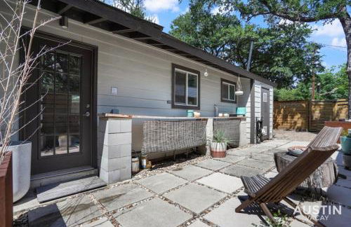 Stylish Austin Retreat w Luxurious King Bed and WD - Foto 16