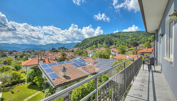 Zio Enry Terrace Apartment Orta Lake - Happy Rentals - Foto 2, Imagen principal