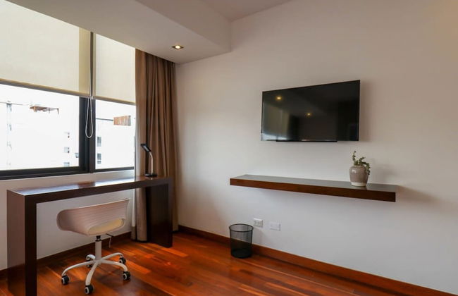 w Picturesque 2BR With Balcony in Miraflores - Photo 35