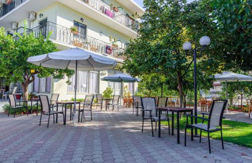 Des Roses Hotel - Foto 40