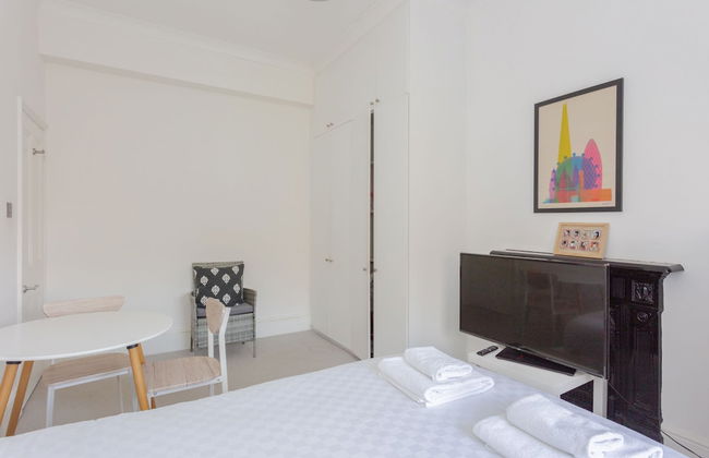 Newly Renovated 3 Bedroom Apartment in North West London - Foto 6