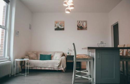 Large 2 Bed in Twickenham High Street - Foto 8