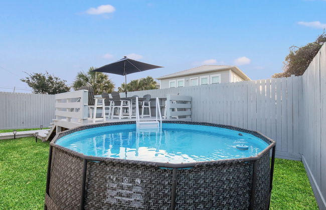 Charming 3/2 Beach House w/ Pool & Golf Cart Included - 1 Min Walk to Beach - Foto 20