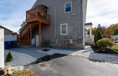 12BCozy 3BR Apartment with Koi Pond in Worcester - Foto 15