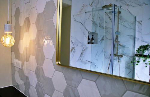 Appartement luxueux avec Jacuzzi privatif - Foto 25