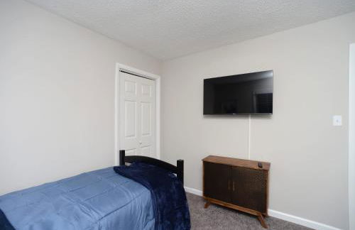 *The Governor's Mansion* Close to Downtown - Photo 46