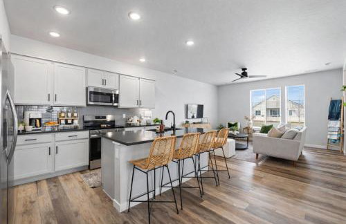 Spotless Parkside Stay King DreamCloud Sleeps 10 - Foto 1