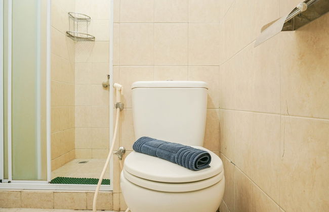 Homey And Compact 2Br Marina Ancol Apartment - Foto 13