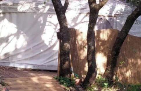 Yurt Located in a Little oak Grove - Foto 15