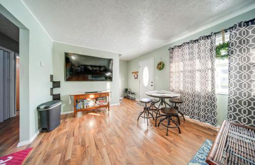 Ashtabula Home Rental - 2 Mi to Lake Erie, Beaches - Foto 2