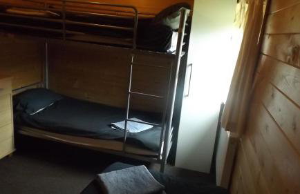 Spacious 3 bedroom cabin at Avonvale Holiday Lodge - Photo 10