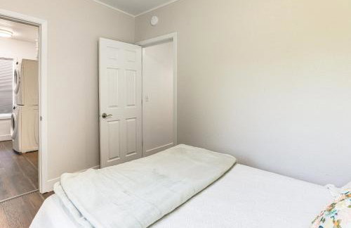 8 Mi to Columbia River Gorge Cottage with Deck! - Photo 15