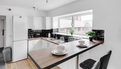 Large Central Apartment - free nearby parking - Foto 2