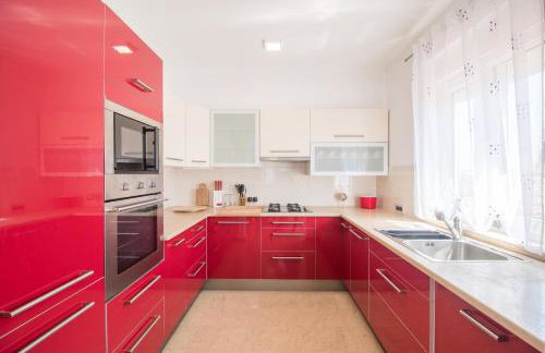 Superb villa Maxima with private pool, sauna, jacuzzi, playground for up to 18 persons, extra pool heating available - Foto 19