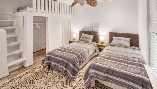 Kemah Boardwalk Retreat Sleeps 7 King Bed - Foto 5