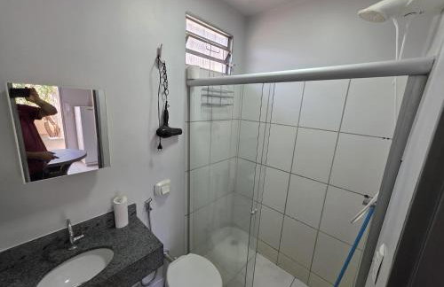 Suíte1 Individual Mobiliada com Ar Wi-Fi e Garagem Exclusiva - Foto 16