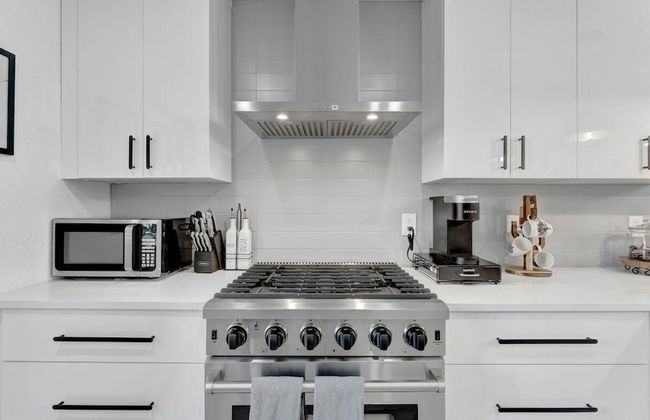 St. Pete Family Bungalow & Private Oasis - Foto 11