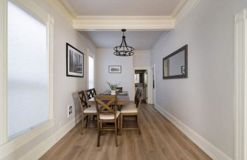 Alphabet District - 2BR Retreat - Prime Locale - Foto 10