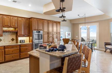 Colina by Avantstay Secluded Mountain Top Oasis w/ Pool, Hot Tub & Putting Green! - Foto 40