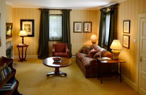 Inverlochy Castle Hotel - Photo 7