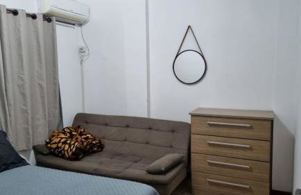 Bombas/ Bombinhas, a 50m do Mar, Apartamento 2 quartos, com churrasqueira na sacada, Ar e Wi-fi - Foto 11